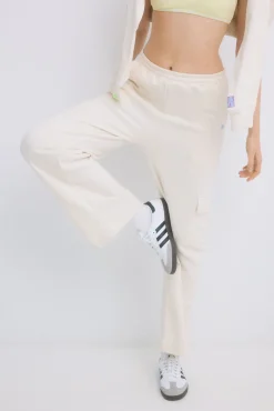 Pantalón largo flare felpa marfil