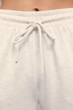 Pantalón recto ancho tacto suave gris