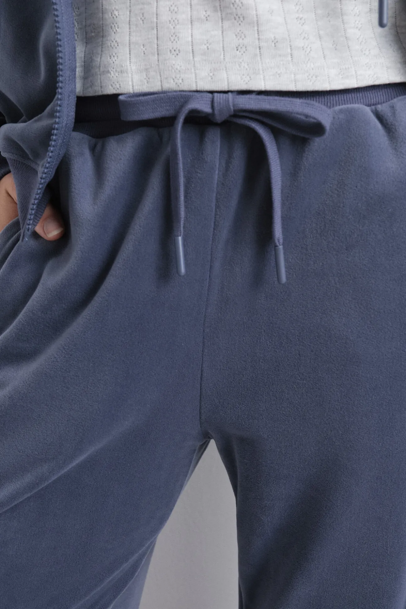 Pantalón terciopelo suave azul