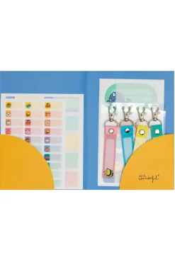 Pegatinas y lanyard para personalizar el material escolar