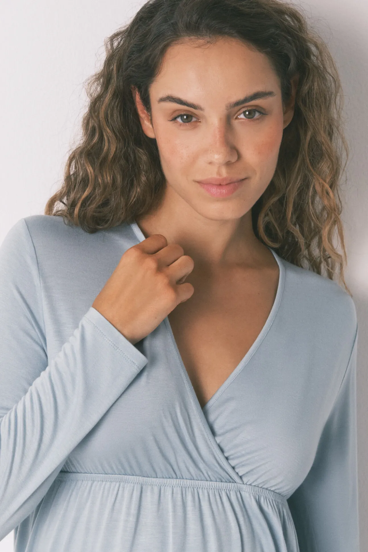 Pijama Capri "maternity" técnica soft touch azul