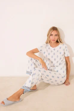 Pijama largo 100% algodón blanco paisley