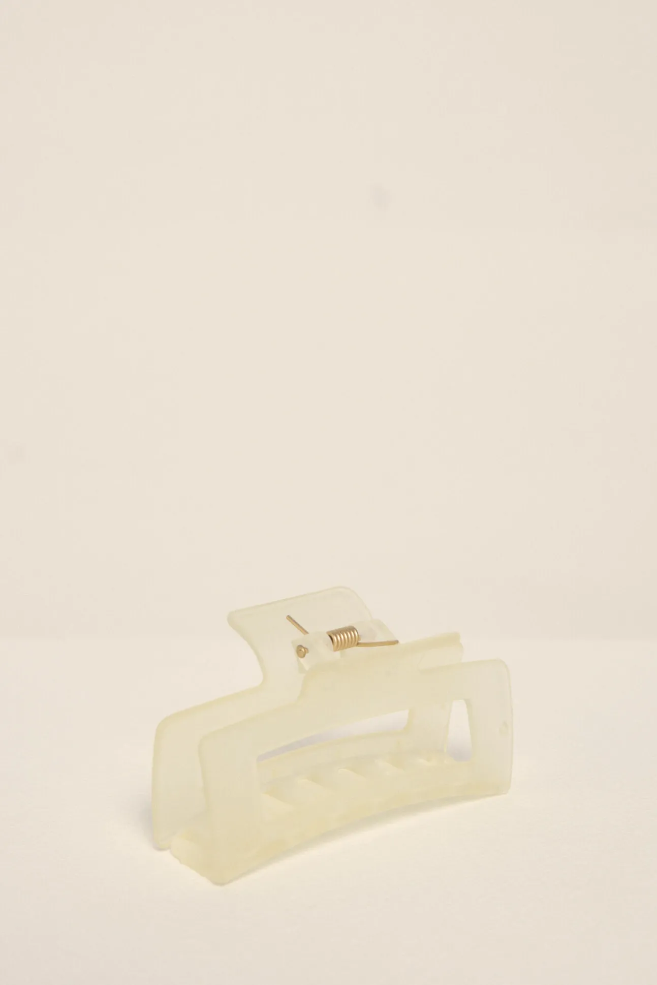 Pinza pelo amarilla