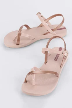 Sandalias tiras arena
