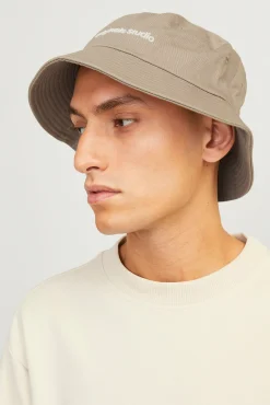 Sombrero de verano