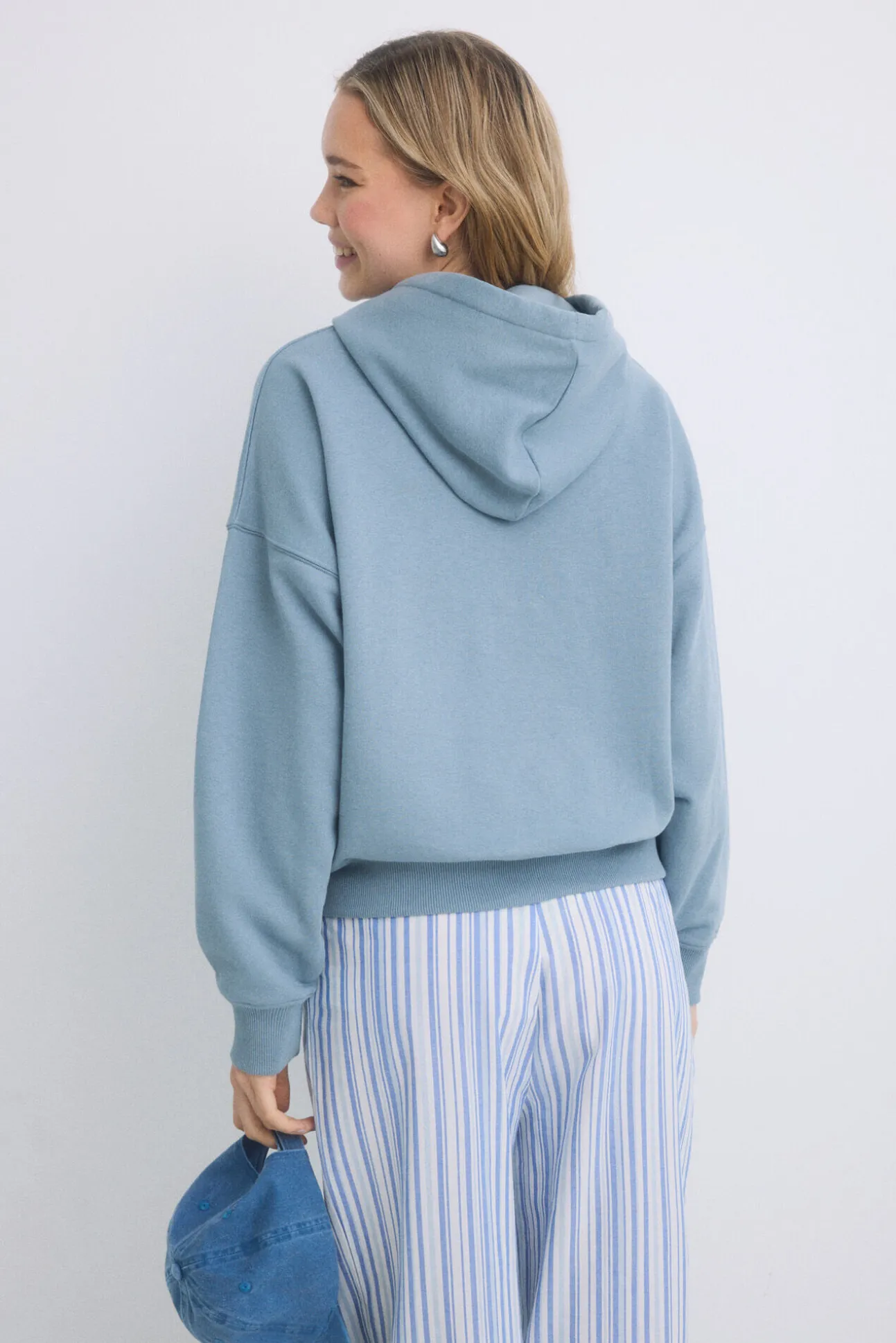 Sudadera capucha felpa algodón gris