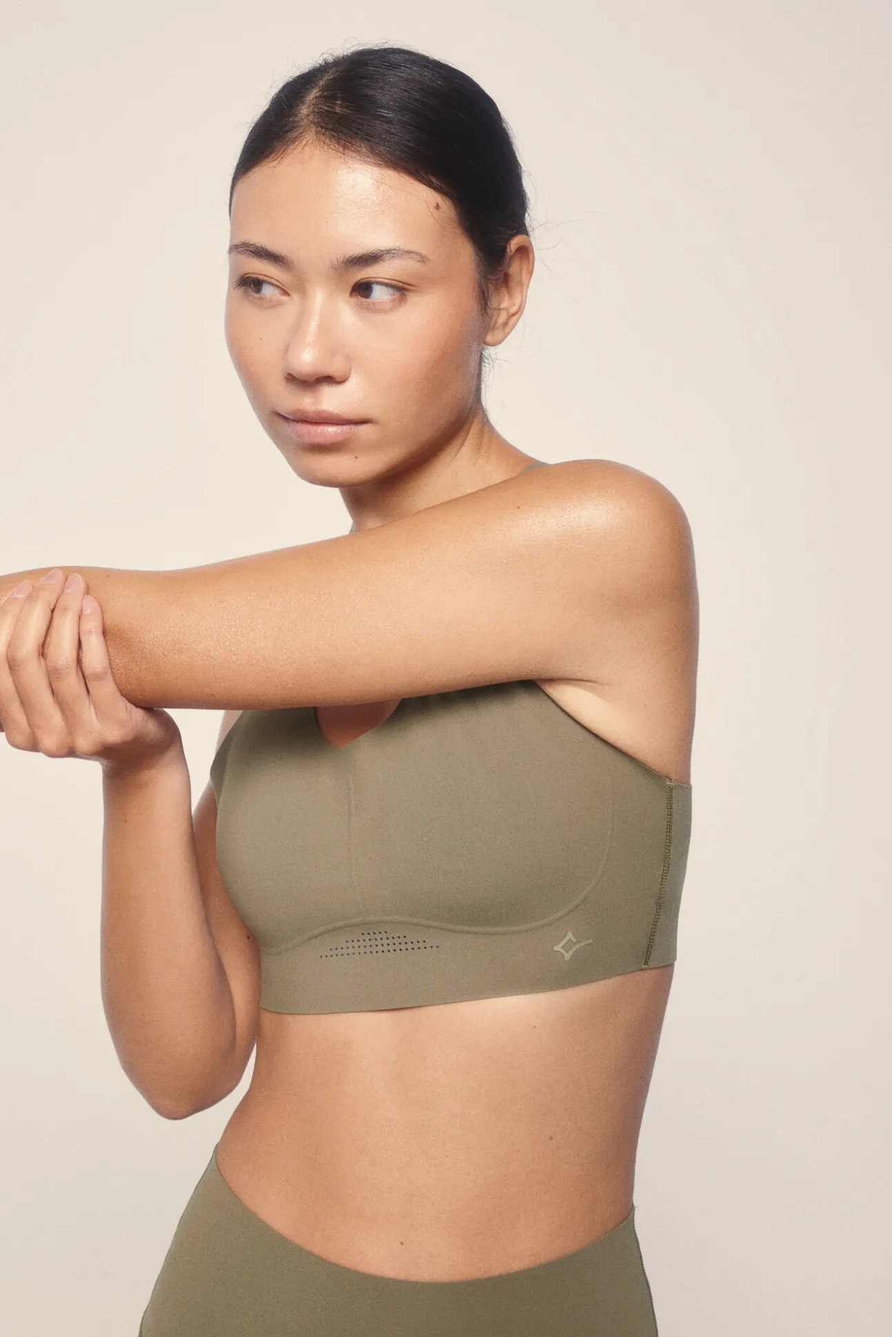 Sujetador deportivo COMPRESSIVE caqui