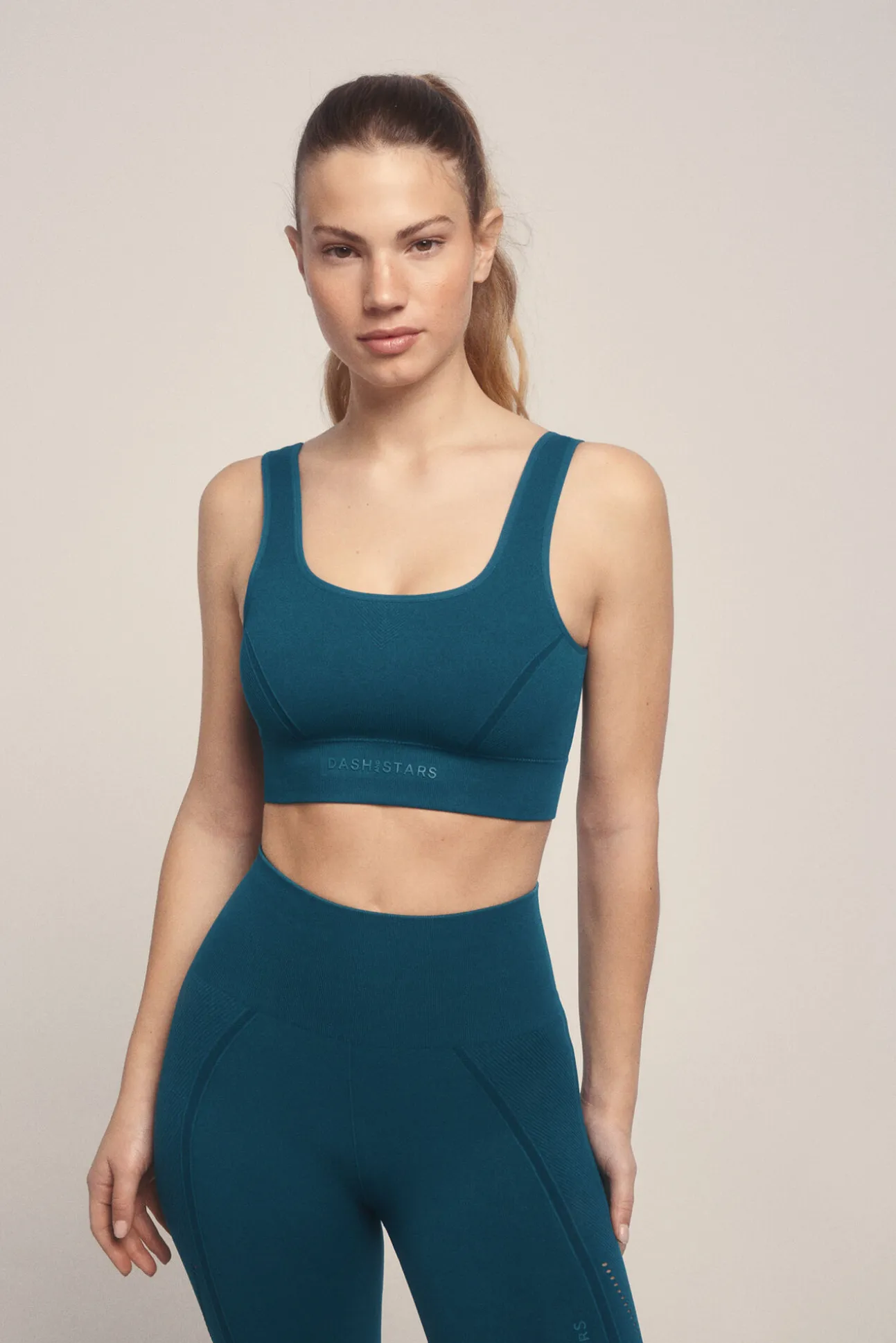 Sujetador deportivo SEAMLESS COMFORT verde oscuro