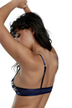 Sujetador triangular de tul bordado Leila