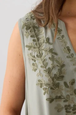 Túnica rayón detalle bordado