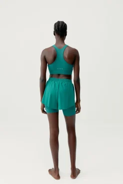 Top deportivo Bikila