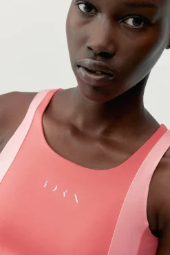 Top deportivo Bindi
