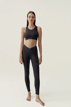 Top Nara Black