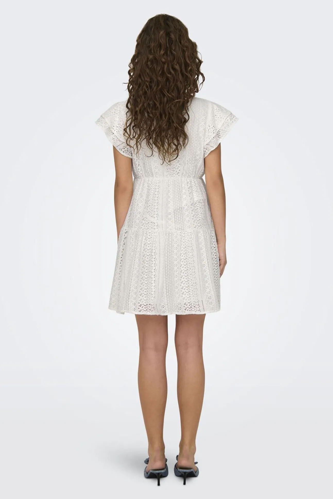 Vestido corto manga corta