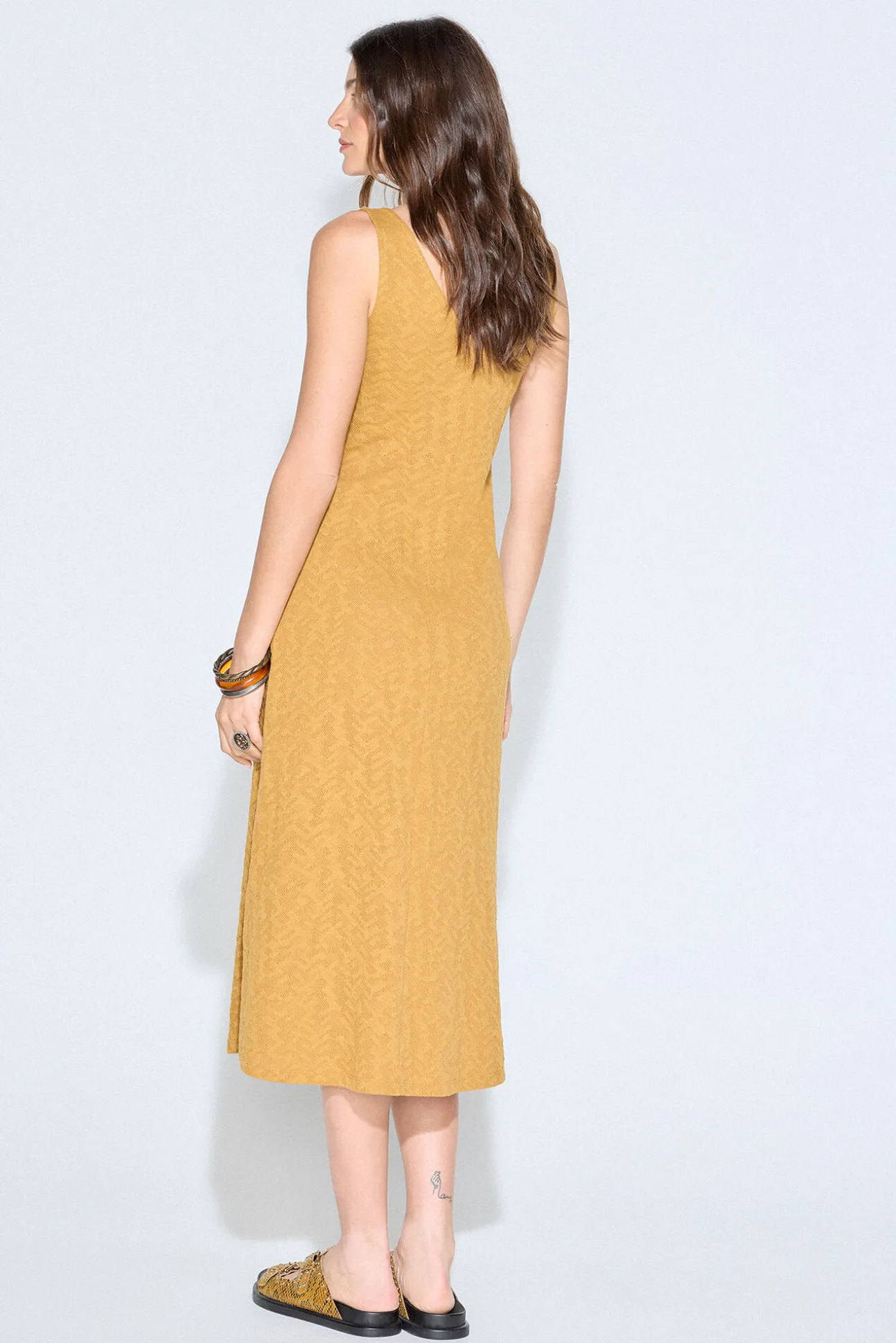 Vestido estructura flores