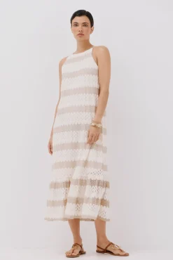 Vestido halter estructura