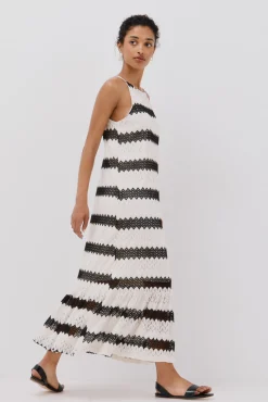 Vestido halter estructura