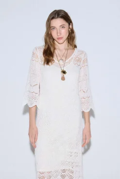 Vestido punto calado
