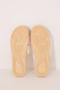 Zapatillas abiertas raffia nudos
