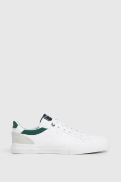 Zapatillas Clásicas Con Detalles En Ante