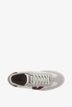 Zapatillas de efecto piel Victoria