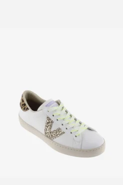 Zapatillas de efecto piel Victoria Berlín con logotipo de glitter y trasera animal print