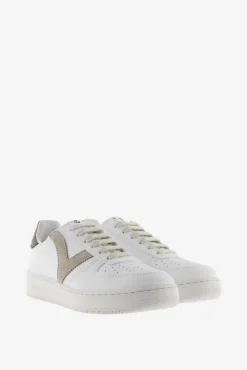 Zapatillas de efecto piel