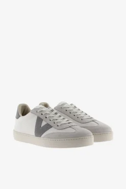 Zapatillas de efecto piel