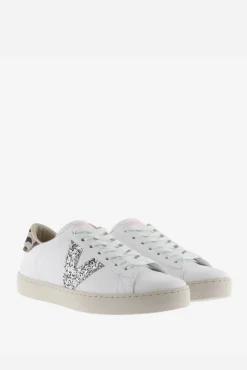 Zapatillas de efecto piel Victoria Berlín con logotipo de glitter y trasera animal print